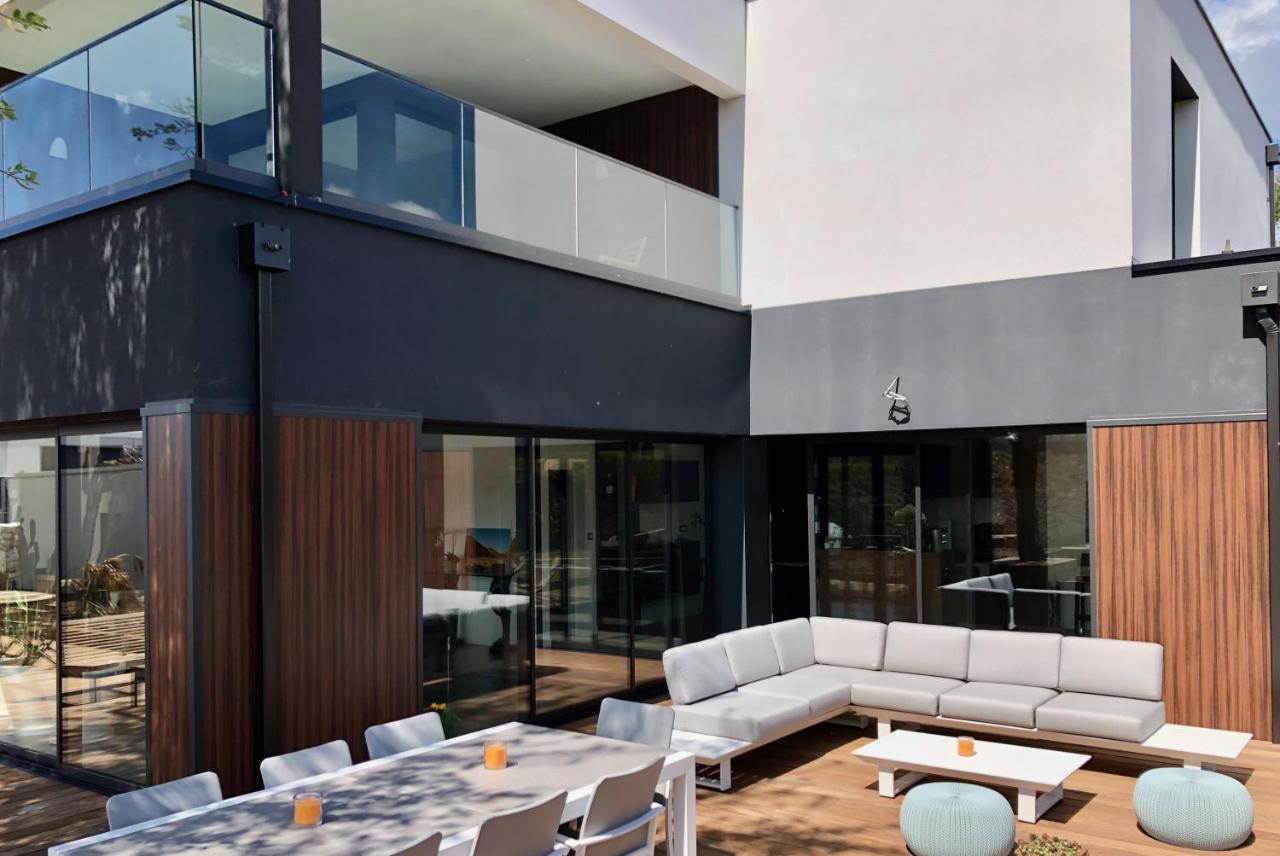 Hotelya - Lille Villeneuve D'Ascq ภายนอก รูปภาพ