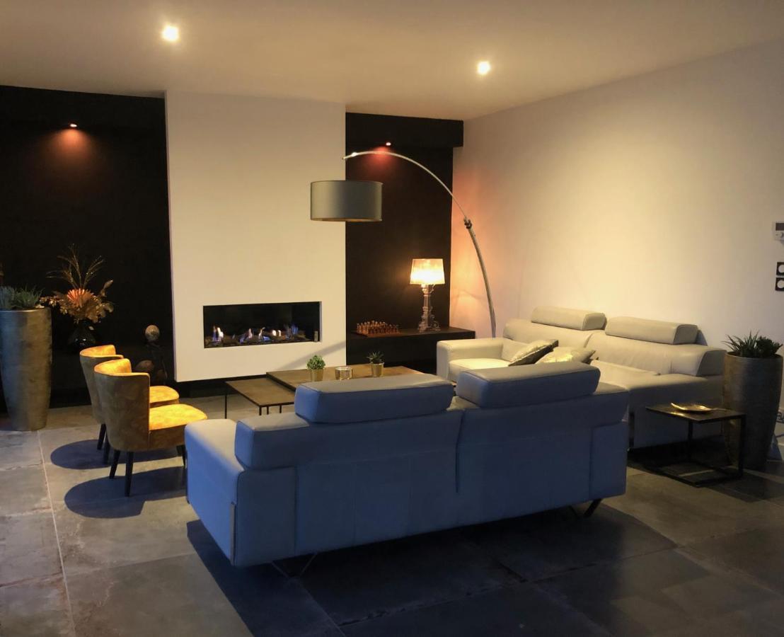 Hotelya - Lille Villeneuve D'Ascq ภายนอก รูปภาพ