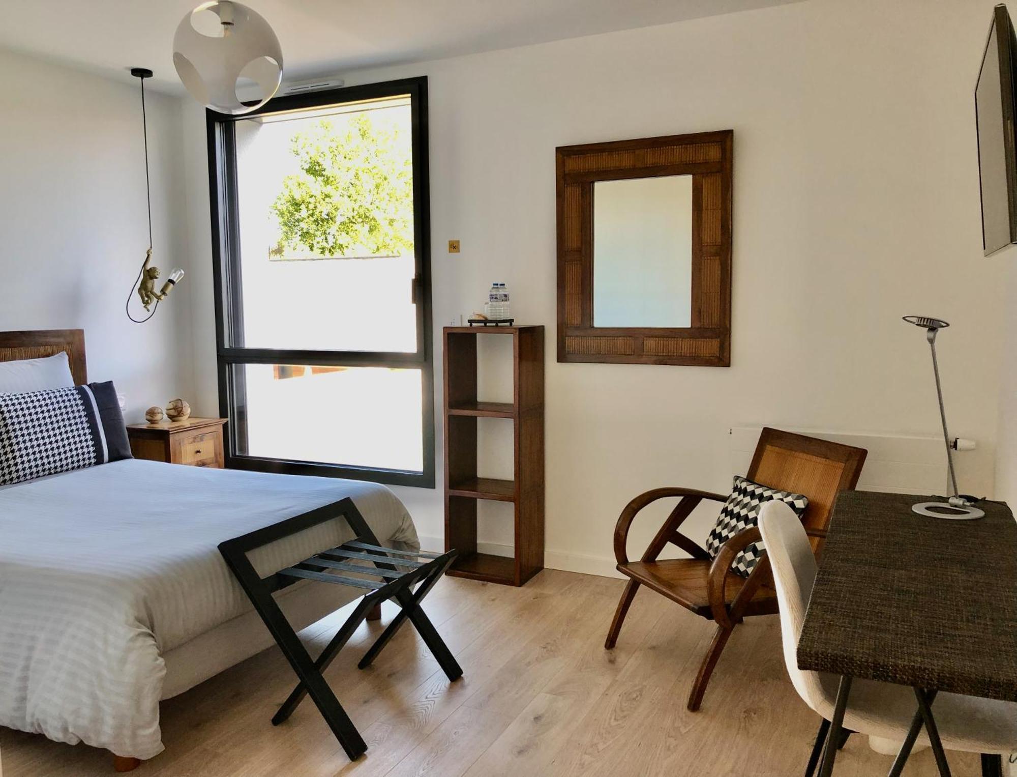 Hotelya - Lille Villeneuve D'Ascq ภายนอก รูปภาพ